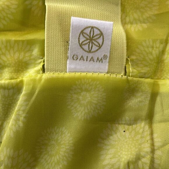 GAIAM Yoga Mat Carrier - Picture 4 of 7